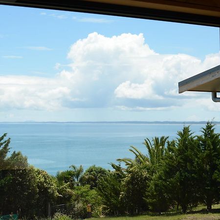 The Huts Bed & Breakfast Ahipara Exterior photo